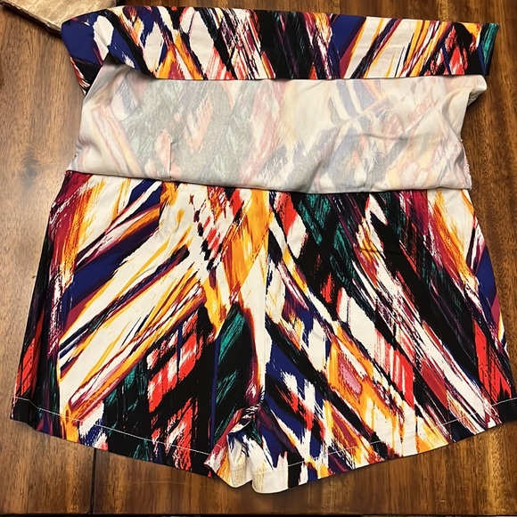 Attyre skort EUC - Picture 4 of 5